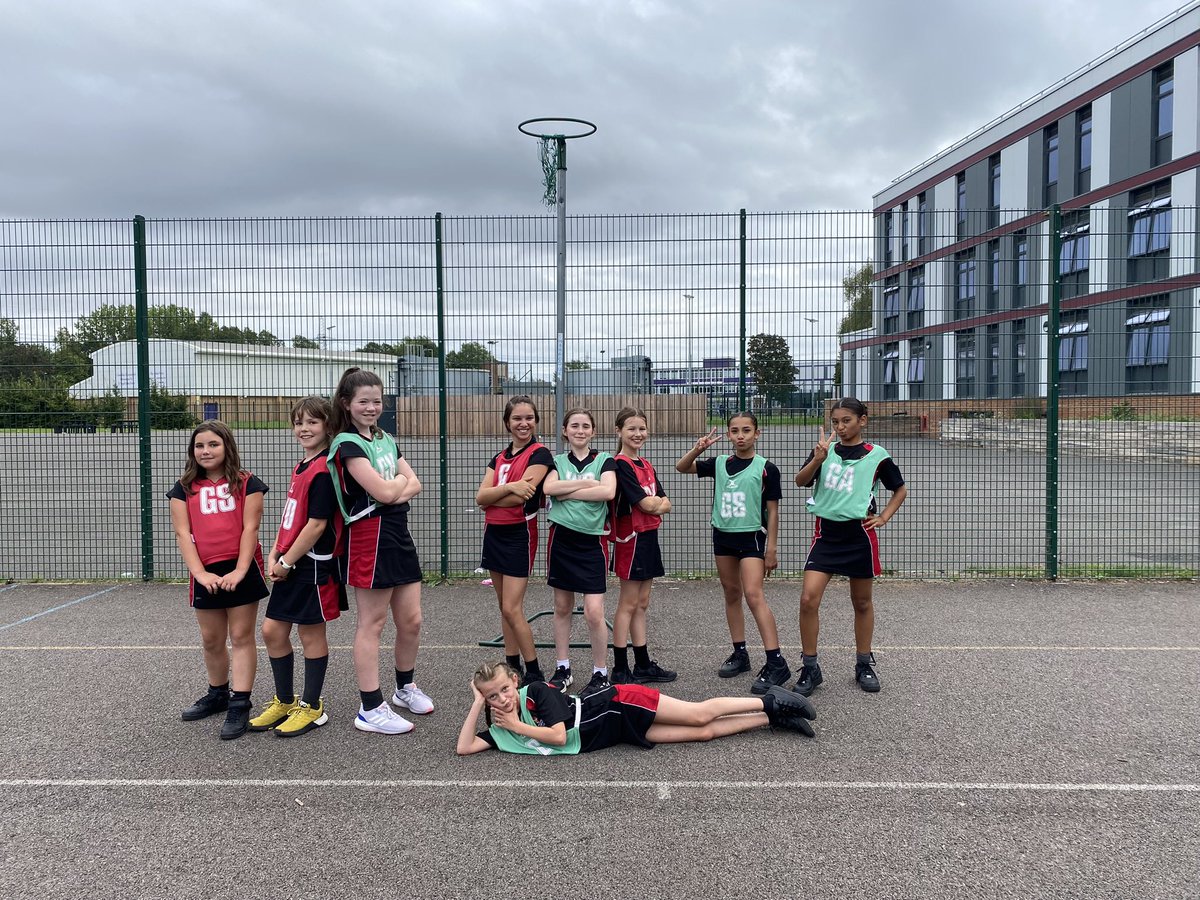 Bl7 Pêl-rwyd yn joio yn ymarfer🎉🏐
<a href="/AG_GwentIsCoed/">AddGorff_GwentIsCoed</a>