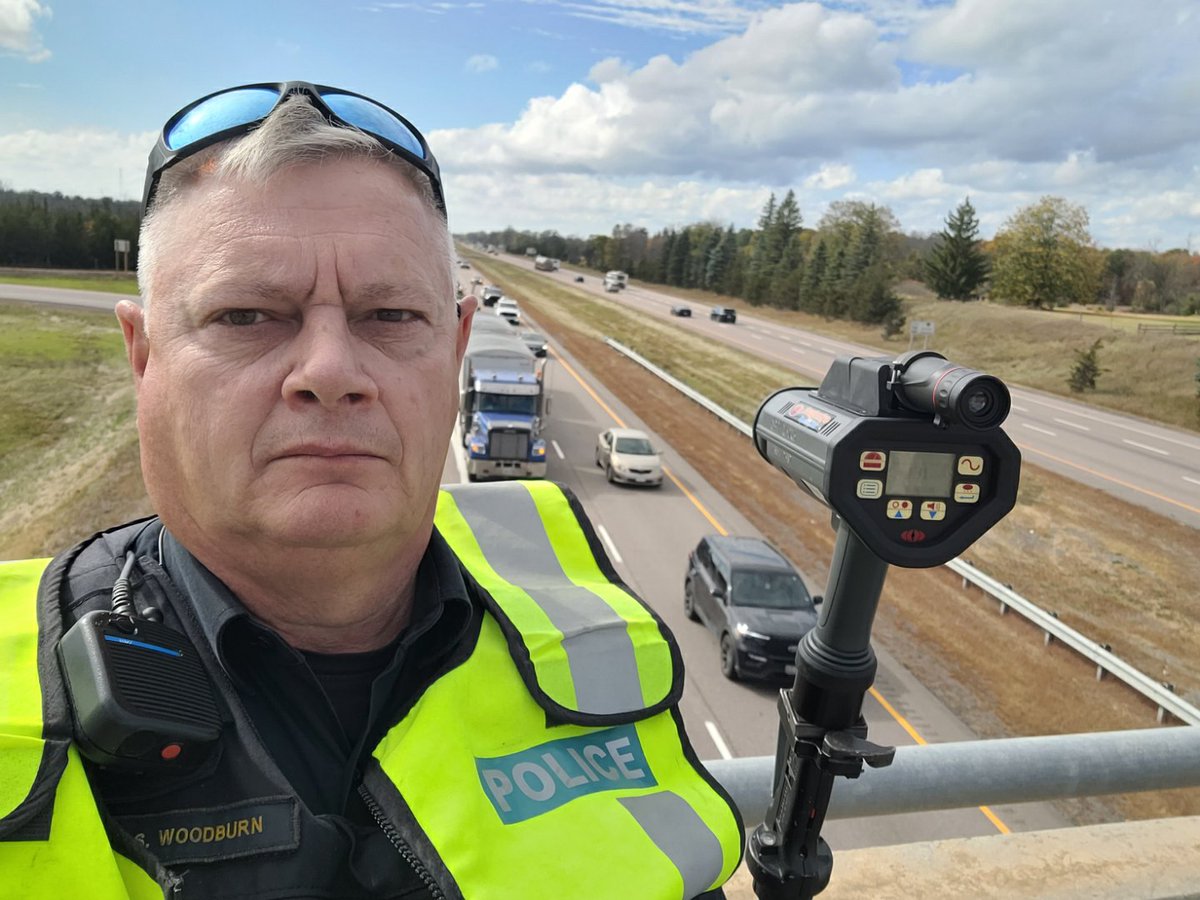 OPP_ER's tweet photo. Travelling for Thanksgiving this weekend?? Don't forget, officers will be on the roads as well! #LAOPP conducting LIDAR enforcement. #DriveSafe #SlowDown ^am https://t.co/bqCCAGMfzC