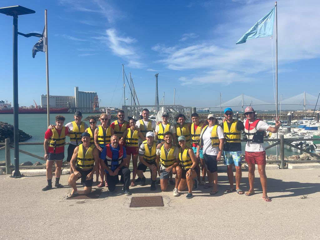 EumoveProject's tweet photo. ¡Esto es Eumove Project!😃

Cerramos el último trasnacional meeting del Proyecto Eumove de la mejor manera posible, ¡EN MOVIMIENTO!. 🌴⛵️

Es un placer trabajar con estos partners, garantizar la continuidad del proyecto y seguir promoviendo hábitos saludables.

#LetsMoveEurope🌍 https://t.co/t7Dmvd2Wcc