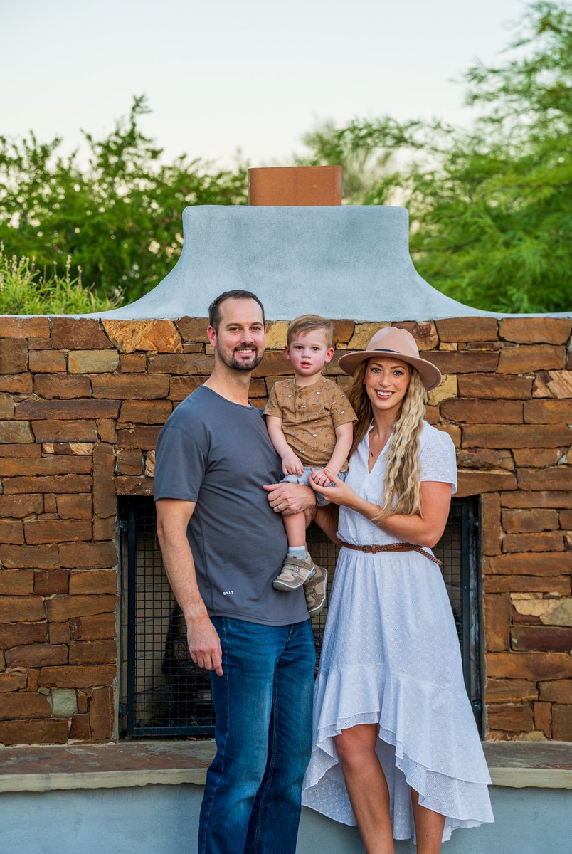 Need family photos this fall? I’m only taking on a few more session! #cavecreekphotographer #cavecreek #carefree #arizonaphotographer
