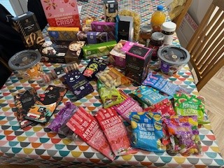 ShirleyDenton12's tweet photo. What's everyone up to tomorrow?
Why not pop along to the Co-op food store in Lochgelly 10am - 12noon where I will be talking to everyone about Membership. Play Your Cards Right and win prizes!
#itswhatwedo @coopuk #memberprices #membershiplive #fife
@struanf67 @KirstyEzady https://t.co/5gUAh5fhMm