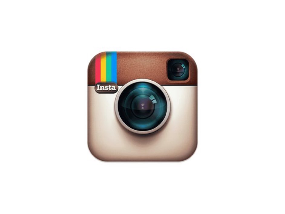 Un día como hay hace 13 años se lanzó #Instagram . El único lugar en el mundo donde la gente parece siempre estar en vacaciones. No se como hacen!