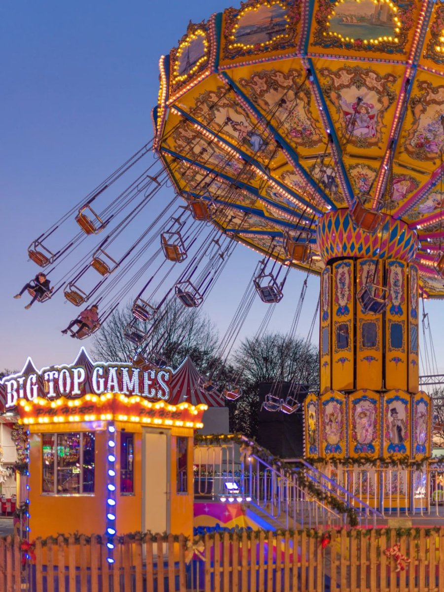 Siska_ang96's tweet photo. A playground is the perfect place to find your inner child 🎡🎢❤️ https://t.co/lk3Dhzjqiq
