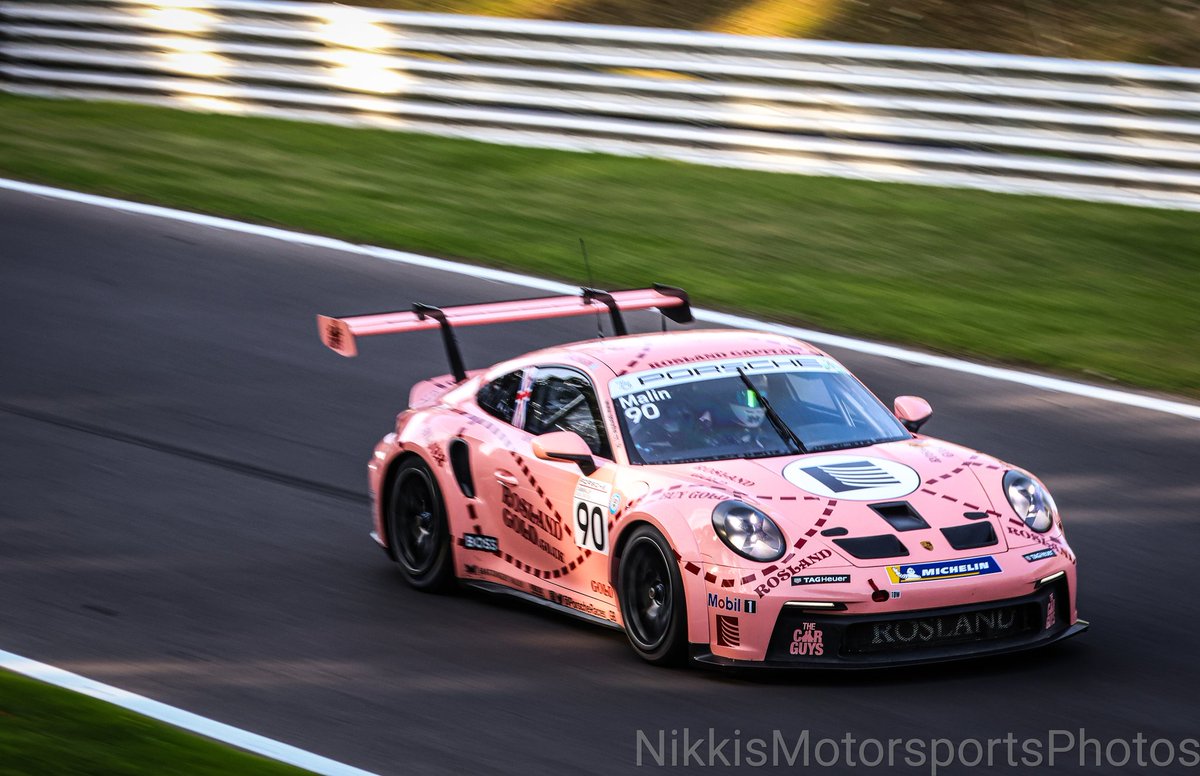 <a href="/JoshMalinRacing/">Josh Malin</a> absolutely nailed the livery this weekend on his car 👌🏻👌🏻👌🏻