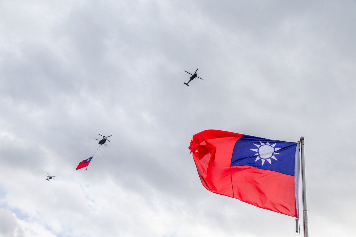 mna_roc's tweet image. 「在巨響來臨前，我們一定會先見到燦爛的光。」 

#ROCArmedForces #ROCARMY #ROCAF #ProtectOurCountry #ROC #Taiwan🇹🇼 #NationalDay