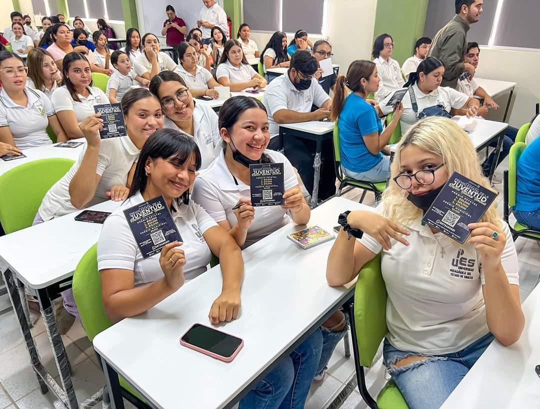 ISJUmx's tweet photo. Con el fin de que las y los jóvenes se enteren de la convocatoria al Premio Estatal de la Juventud, visitamos distintas escuelas de los municipios de Salvador Alvarado y Guasave:

📍 Uadeo Salvador Alvarado
📍 Cbtis 45
📍 Upes Guasave
📍 CESGAC
📍 Uadeo Guasave

Gracias a todos🙌🏻 https://t.co/Cqqi7ljzuC