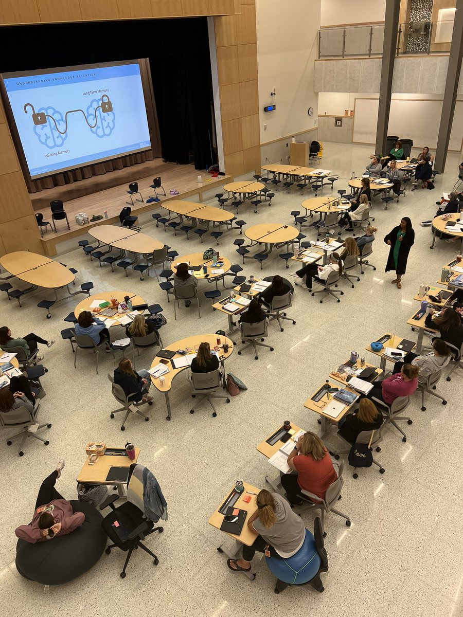 Ms. Finn tweet media