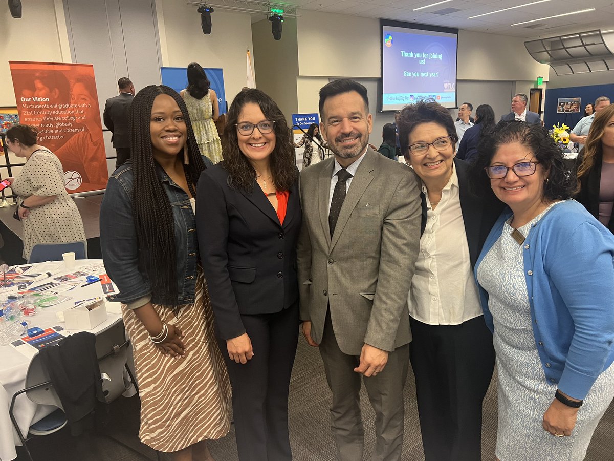 BlancaNPacheco's tweet image. It was great attending Downey’s State of the Schools event this morning. It is always great hearing about all that’s happening at Downey Unified School District. #ad64 #dusd