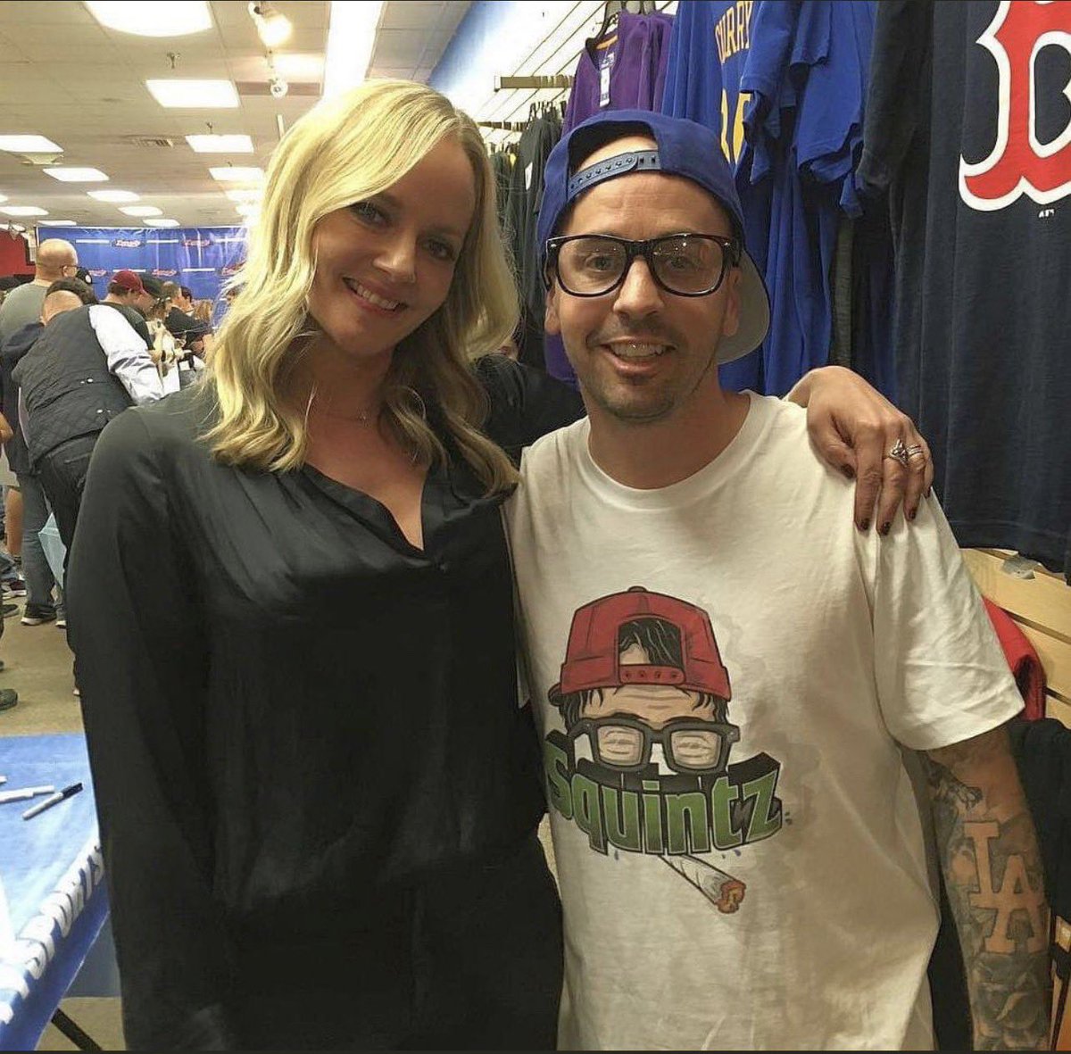 nut_history's tweet photo. Wendy Peffercorn &amp; "Squints" https://t.co/lCKcSRXK3m