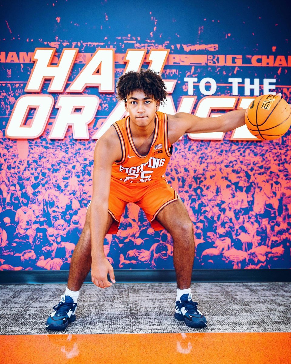 phoenixgill_'s tweet image. Champaign 📍