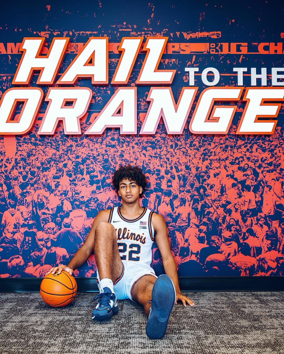 phoenixgill_'s tweet image. Champaign 📍