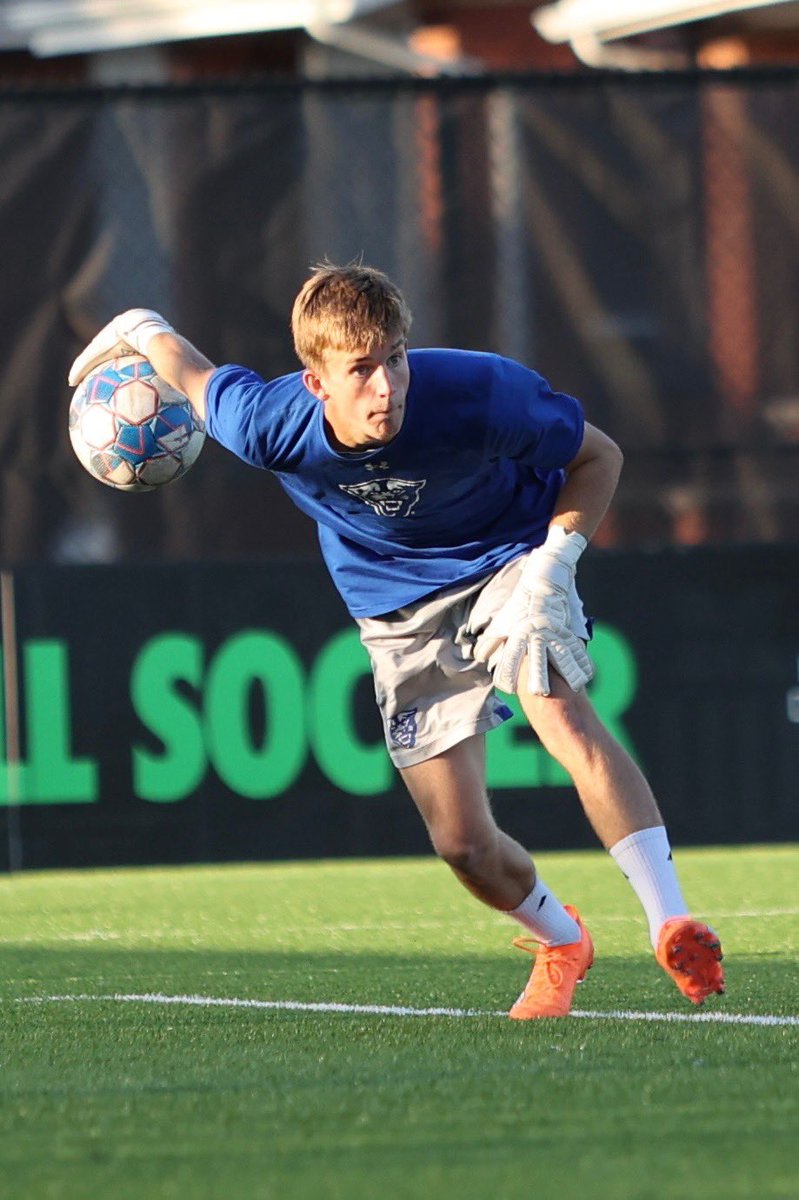 Practice pics from Huntington, WV 📸

Big game vs. #1 Marshall tomorrow!