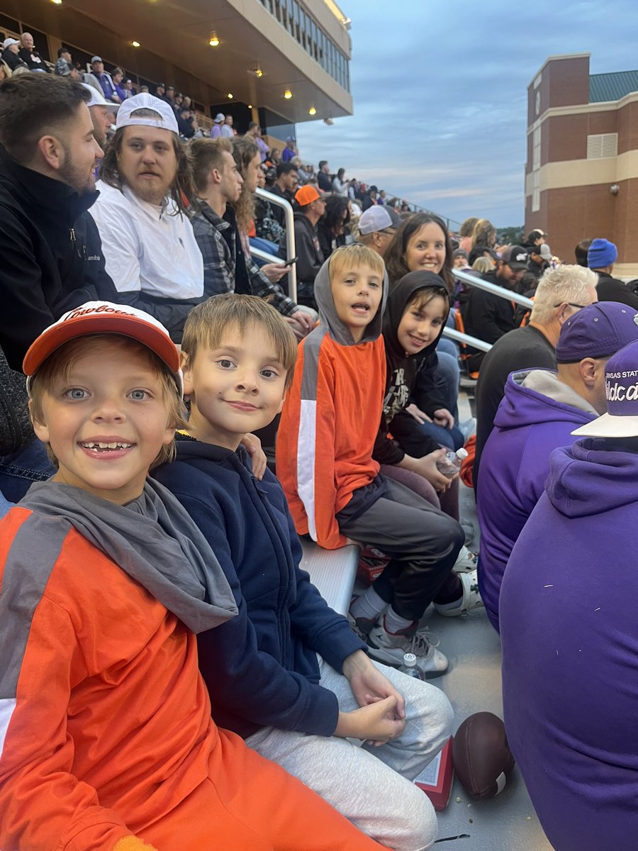 shnake33's tweet photo. #gogpokes https://t.co/lm5QjAQ9as