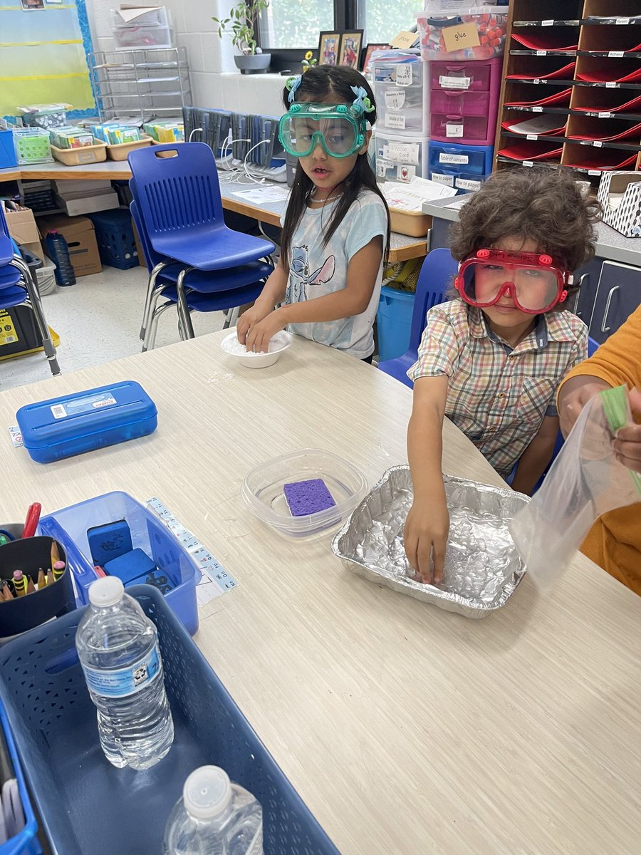 Investigation Friday! As weather scientists, let’s explore types of precipitation.  The 5 E’s of science in action <a href="/SwansCreekES/">Swans Creek Elem</a> #handsonscience