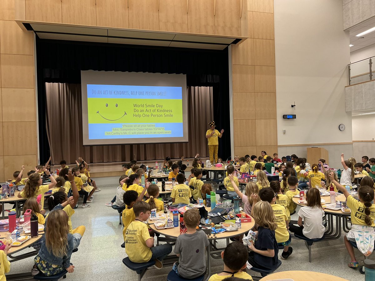 Ms. Finn tweet media