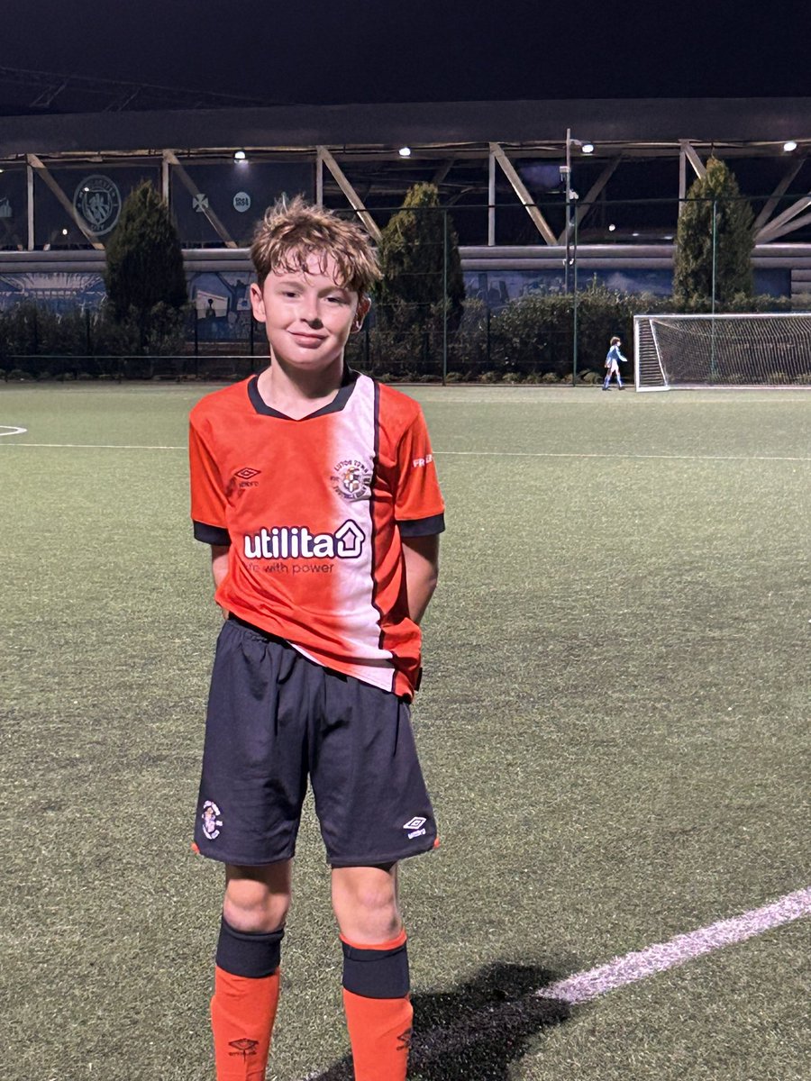 Friday night under the lights at Manchester City. Great performance all round. 🥒🍽️🧡👒 @academyltfc