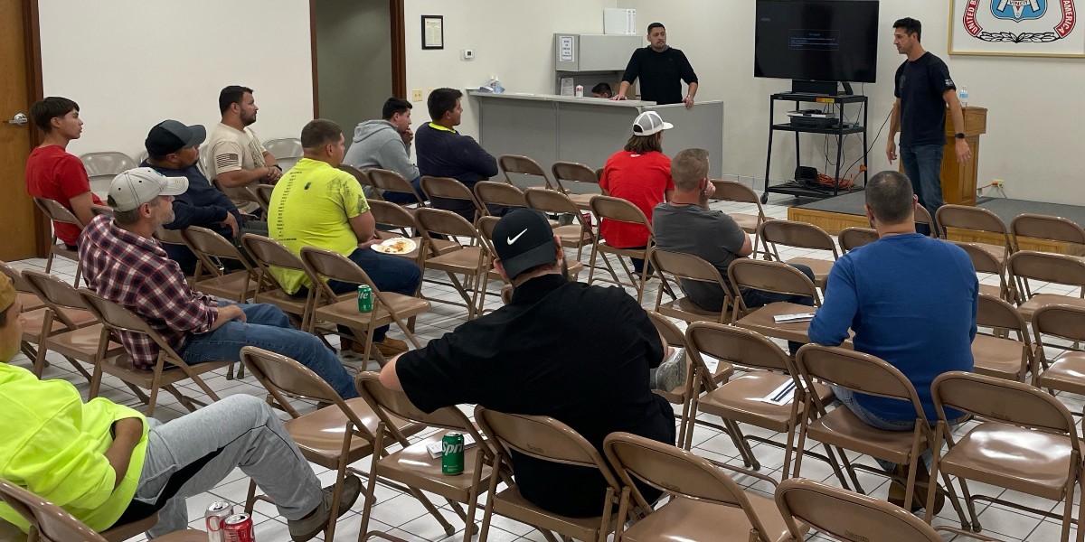 MidAmCarpenters's tweet image. We continue to see great interest in our Cub Club programs! #Local174, #Local54, and #Local1185 recently held well received meetings where apprentices discussed training, reciprocity, and why being a Union Carpenter is a career and not just a job!