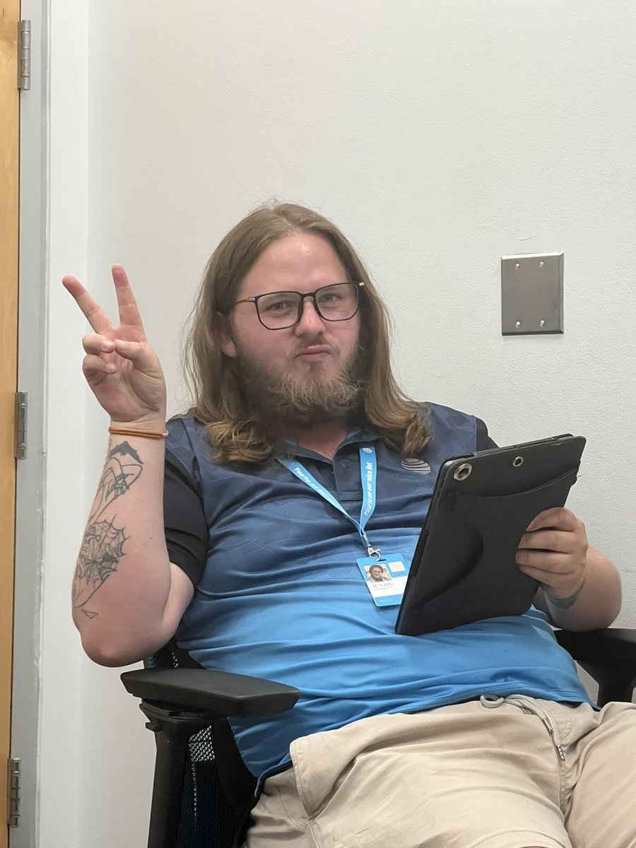 Katie Walton tweet media