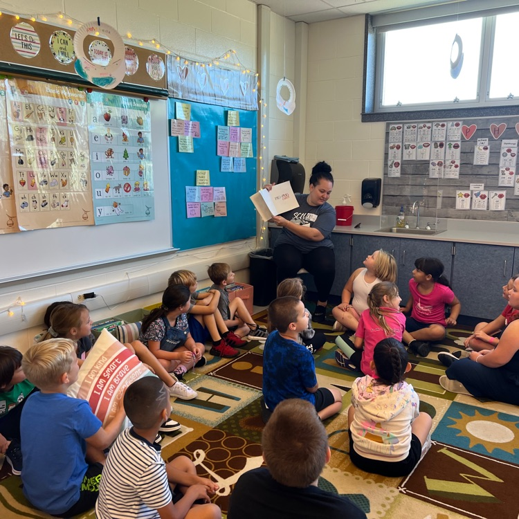 CWWestElem's tweet image. Mrs. Schweigert's 2nd grade class had a Mystery Reader come into school yesterday. A huge thank you to Mrs. Ermold for reading us a funny book and starting our day off great! #WeAreWeiser #goScouts