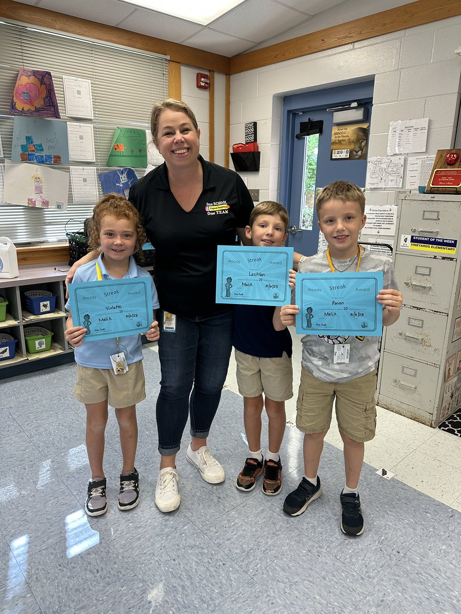 Celebrating students with IReady Streaks!  These second graders are in a roll!  Keep up the great work! <a href="/VineyardsVipers/">Vineyards Elementary</a> <a href="/CCPSElemELA/">CCPS Elementary ELA</a> <a href="/CurriculumAssoc/">Curriculum Associates</a> <a href="/collierschools/">Collier County Public Schools</a>