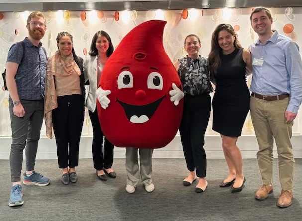 Found some fellow med-ed nerds at the <a href="/ASH_hematology/">ASH</a> #ASHMEI! 🤓Great week of education and collaboration. Ready to get to work back home at <a href="/WilmotCancer/">Wilmot Cancer Institute</a> with our fantastic <a href="/URMCInternalMed/">URMC Internal Medicine Residency</a> residents rotating on our malignant heme service!