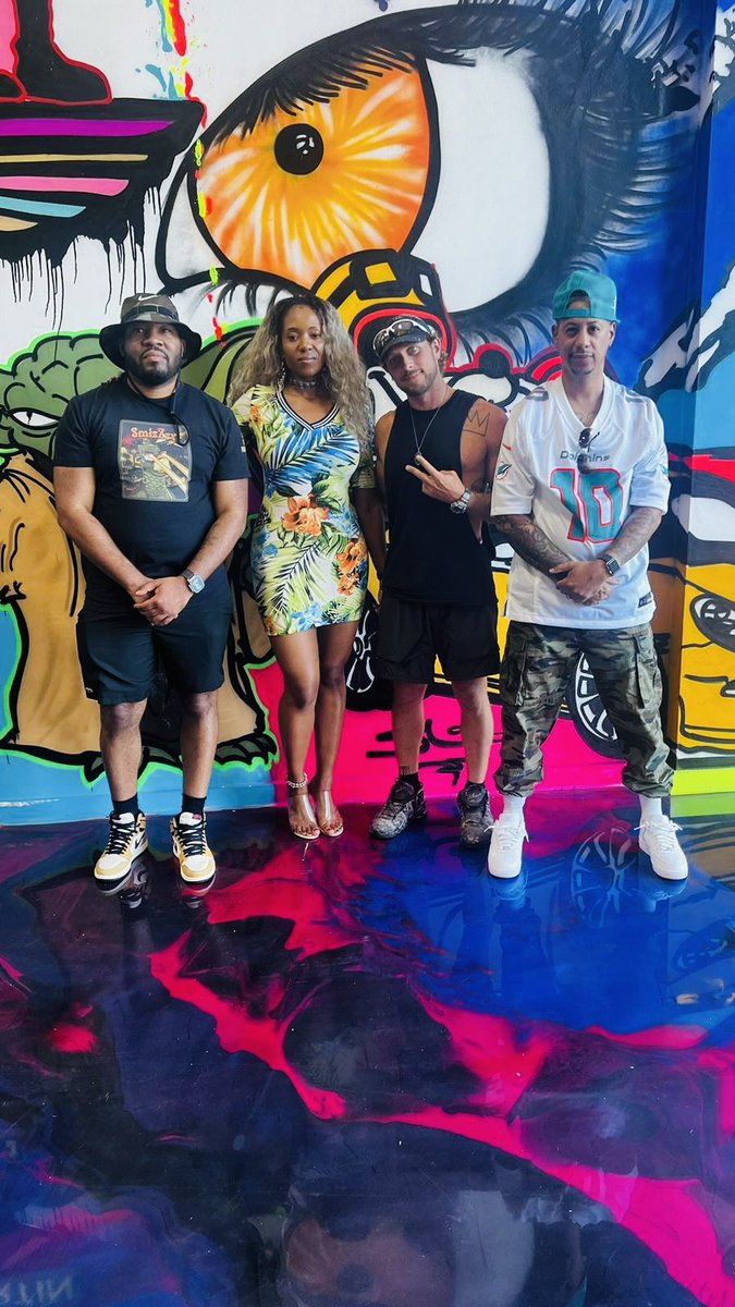 Sapphyre Bardot tweet media