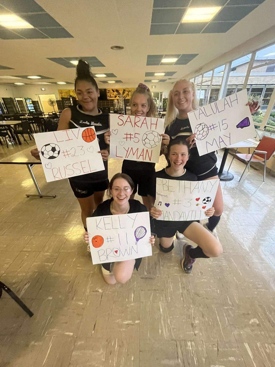 Thank you Seniors for your dedication and hard work on and off the soccer field. We appreciate you and you are true examples of Hawk Pride! 🦅⚽️