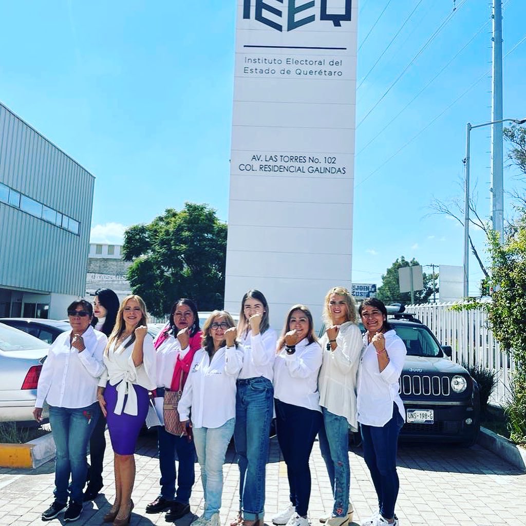 VaneeGarfias's tweet image. Decidí luchar no solo por mi, si no por todas las mujeres 💜
#LasMujeresAlPoder
#JuntasEsMejor