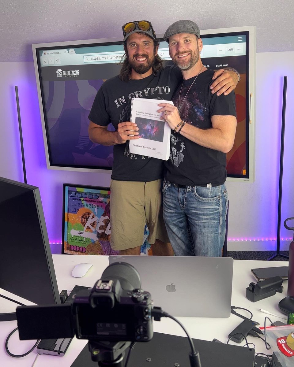 TeleforceSystem's tweet image. Your net worth is your network. 💼 Relationships, not just contacts, are the true wealth of entrepreneurs. A solid team outweighs vast resources, being the key to enduring success. 🌟 Elevate your network and join us: calendly.com/teleforcesyste… #NetworkToNetWorth #TeamOverEverything