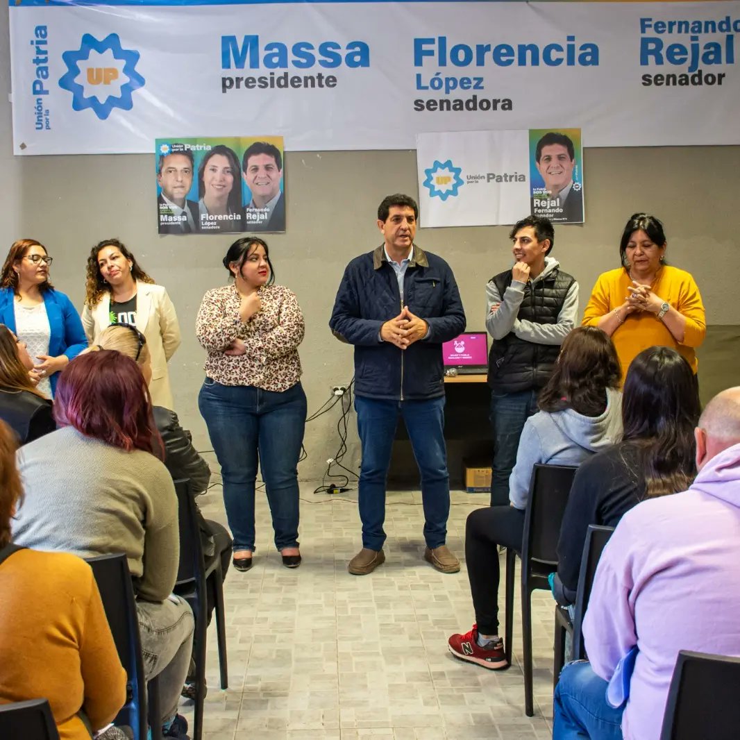 ChilecitoMfgi's tweet photo. La Sec @NellySaguhas junto al equipo técnico y el candidato a Senador Nacional Dr @jfrejal  realizaron una charla con vecinas y vecinos de Chilecito y distritos abordando politicas públicas y pérspectiva de género https://t.co/e1IH3WAhcg