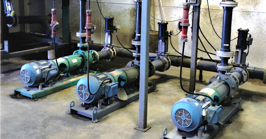 EmpoweringPumps's tweet image. Prairie’s Edge Dairy Farm, a pioneer in #SustainableFarming, is turning manure into gold! #VaughanPumps play a crucial role in ensuring uninterrupted circulation and the production of valuable byproducts. bit.ly/3PKYtN9 #ManureManagement @CompanyVaughan