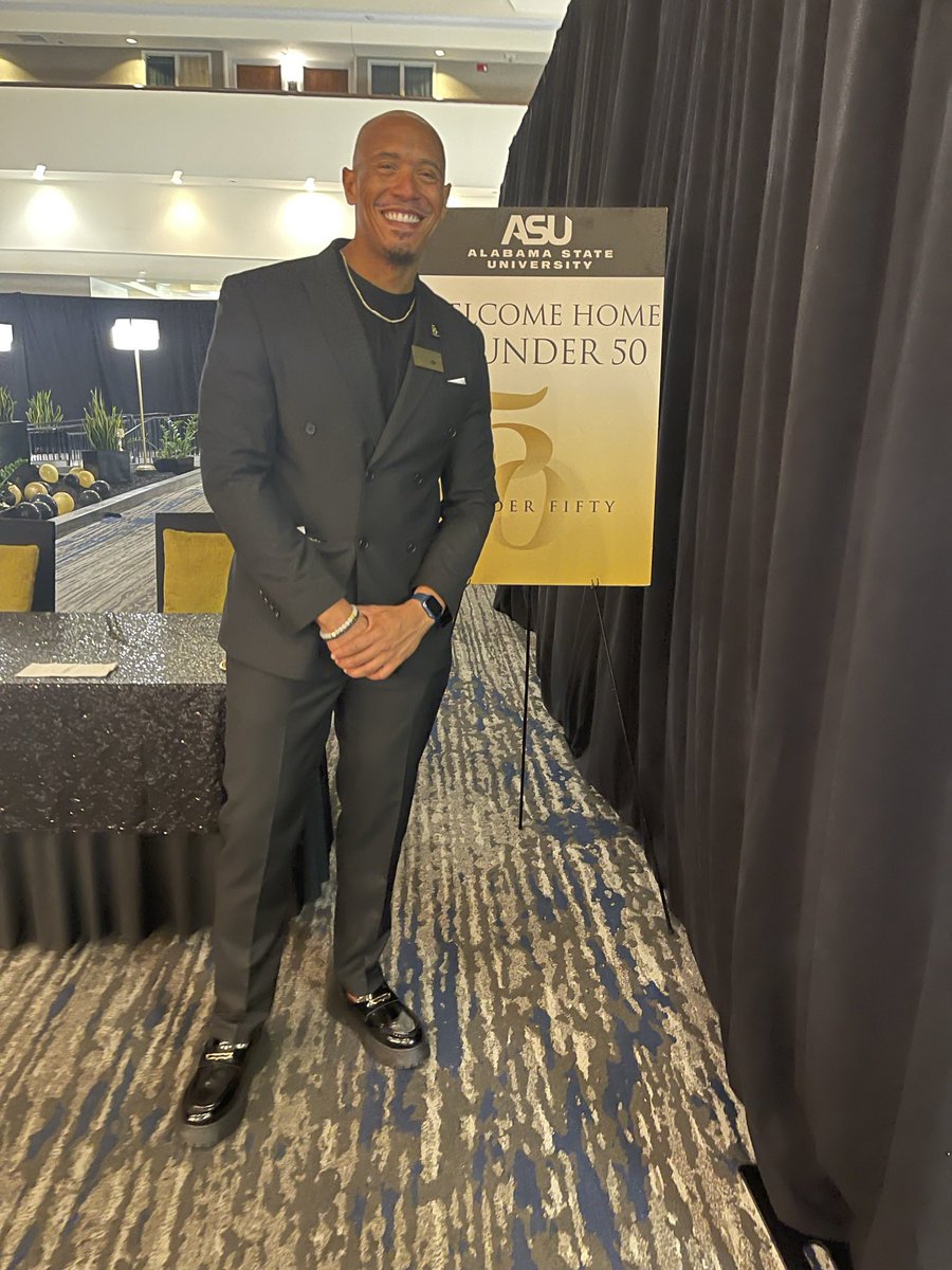 ThePeoplesPrincipal tweet media