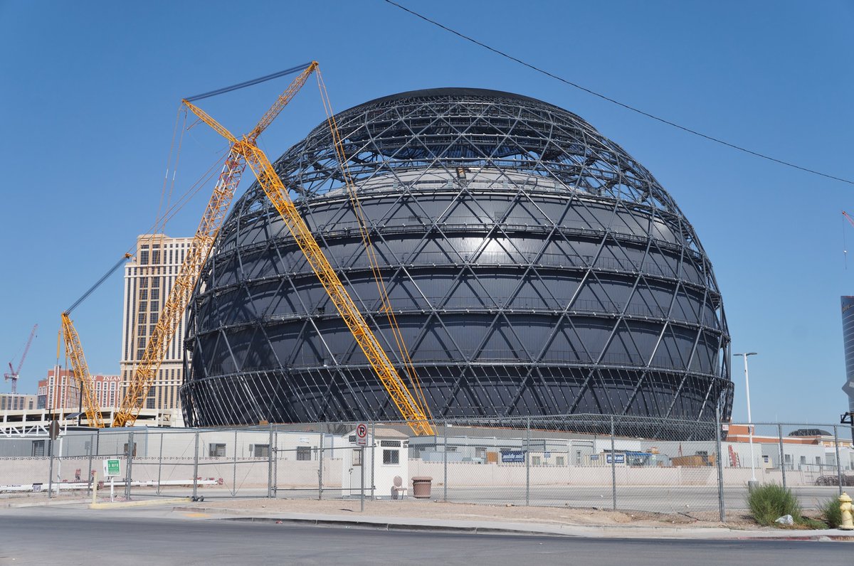 Join me on @ABPrimetime tonight at 6/11 with <a href="/MHigginsCTV/">Michael Higgins</a> and @Livewire_DK for the latest on Calgary's Event Centre;  Edmonton's new derelict house penalty tax; why food is both expensive and confusing; + amazing new sphere that's landed in Las Vegas #technocreep @ucalgarysapl