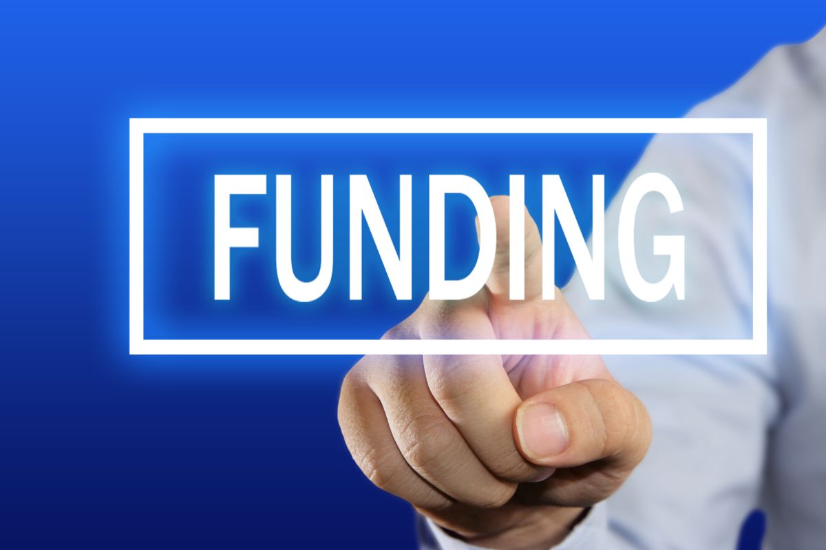 hydrogenfuelnew's tweet photo. The funding was secured from a Norwegian government-backed organization.
Hexagon Purus Maritime plans to build the first-of-its-kind maritime...READ More #HexagonPurus #hydrogenshippingindustry #HexagonPurusMaritime #hydrogen #hydrogenships #boattech
https://t.co/8G6Hyse1kz https://t.co/yC0iZiVy37