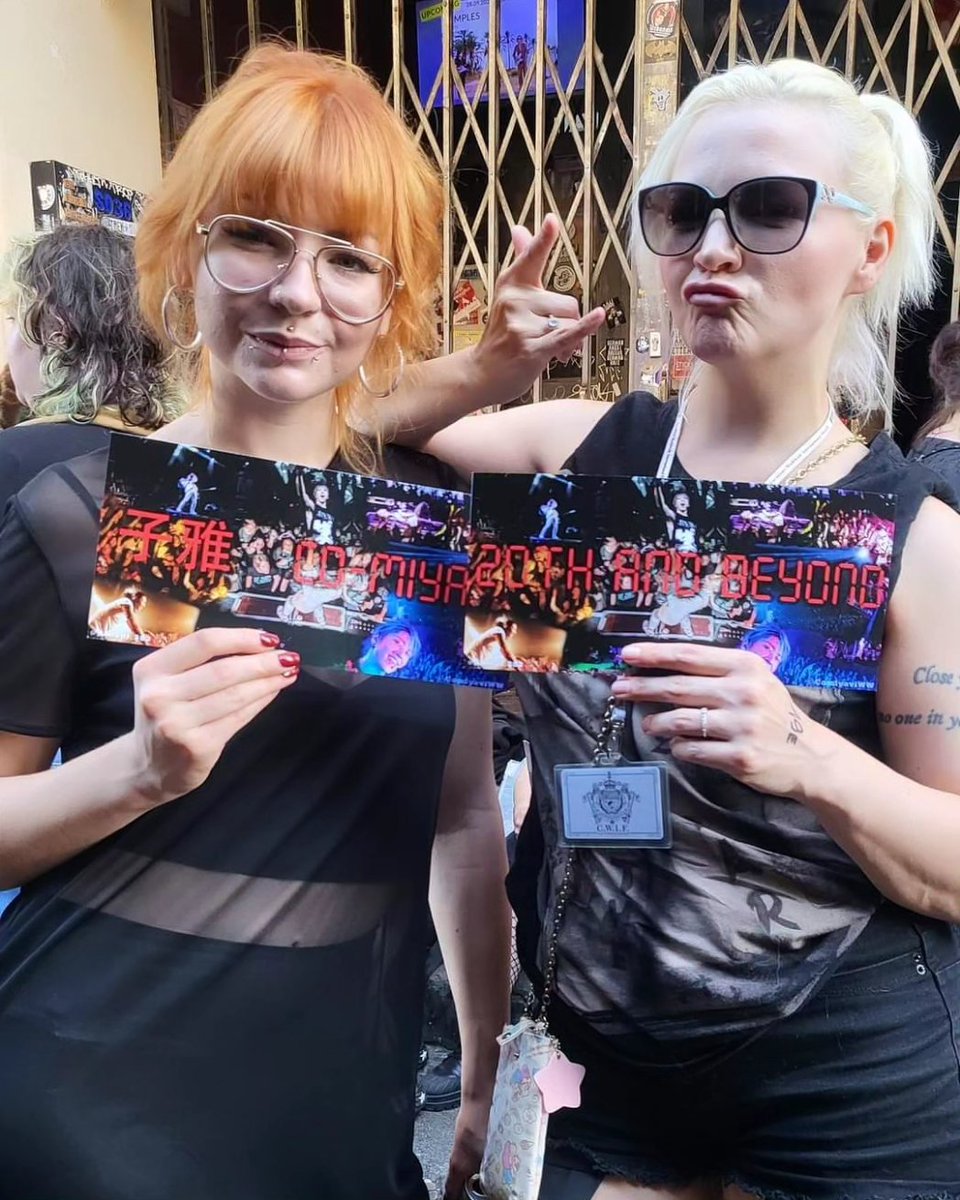 CoMiyaviWW's tweet photo. [PHOTO GALLERY] 

#MIYAVIEU2023 × #COMIYAVIWW 
BERLIN–PARIS–MILAN is up on our Facebook! 

It was so much fun reuniting with CoMYVz outside the venues and carrying out #MIYAVI20THBEYOND celebrations with our fan-projects too. 

Thanks for posing and for being so cool 😎🙏🏽 https://t.co/nwPEbYatnk
