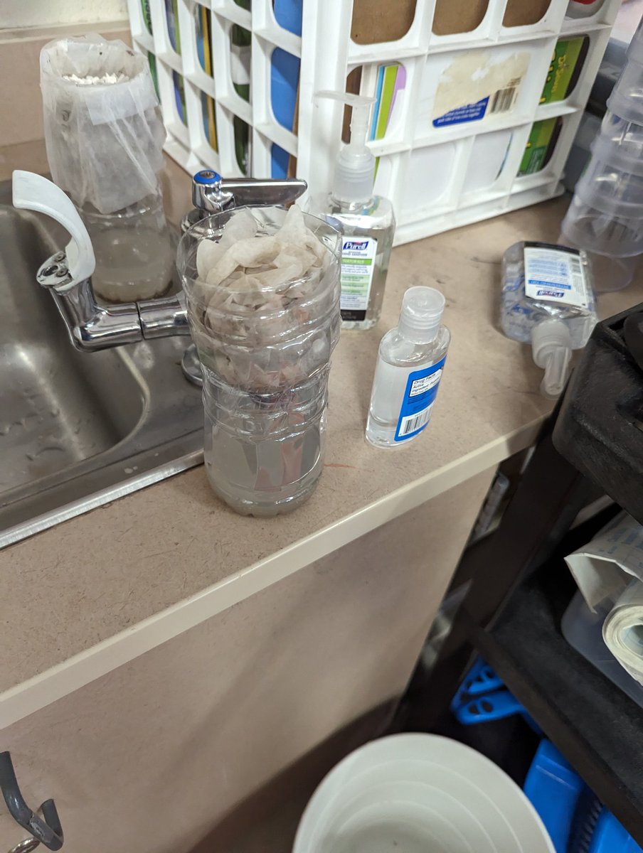 mandinelligan's tweet image. Mrs. Lewis's and my homerooms showed off engineering and science skills designing water filtration systems. #scienceisawesome @pelewis8 @ngilmore012024 @elathelitway @gad1127 @WebsterScdenise @EmmerGeo @MedPro21