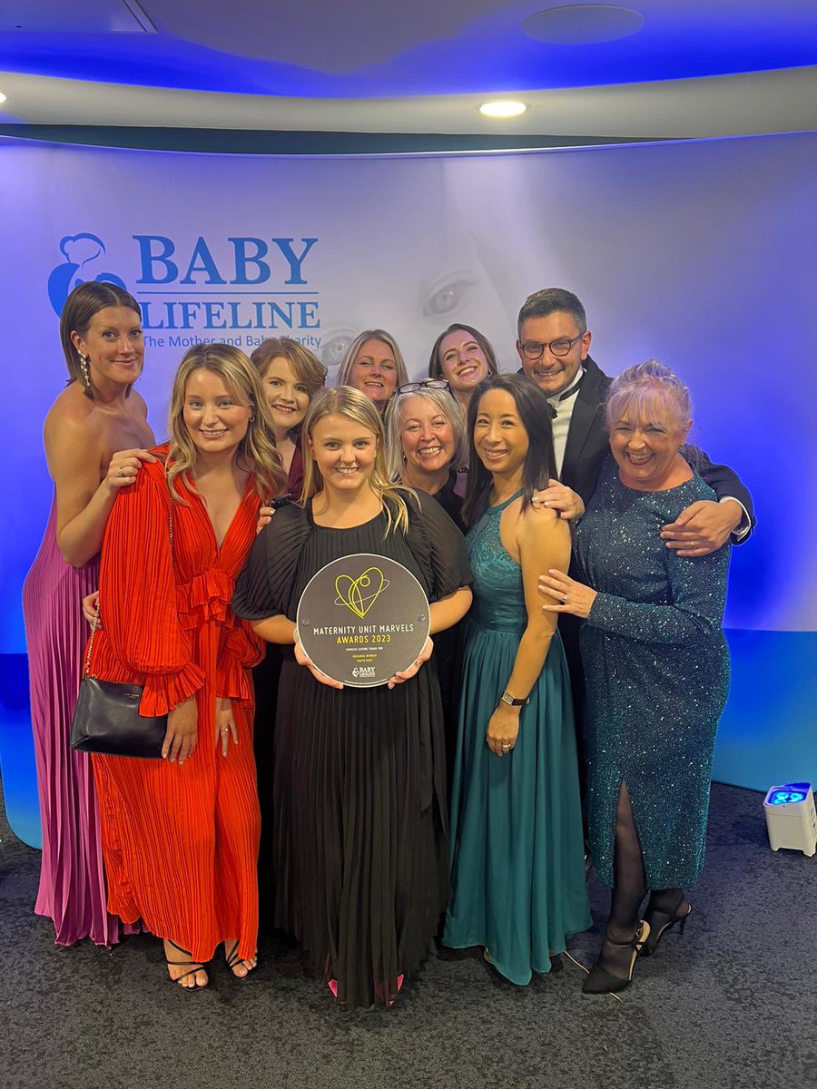 OUH_Fetal's tweet photo. So proud of our team and @TeamOUHMat who were the South East winners of the @babylifeline MUM award following a nomination from a patient! Wonderful celebratory events at Downing Street and the @RCObsGyn! https://t.co/uWaTqfVOAK