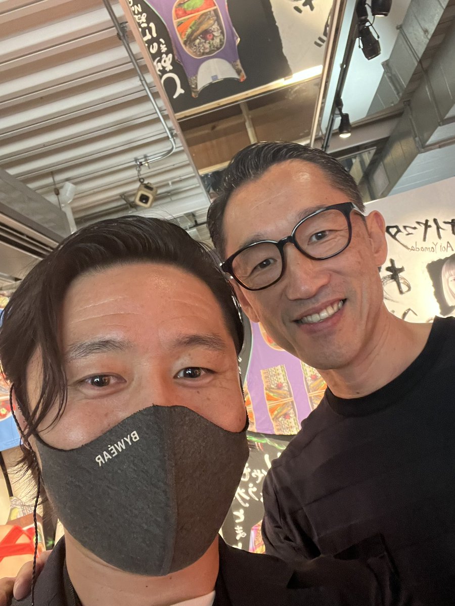labomatsuki's tweet photo. 写真撮りまくってるけど、ほぼ誰かのiPhoneだから、いまあるだけ（笑）
現代作家の舘鼻さん、HABUSH社長の月岡パイセン、イノベーション鈴木さん！

皆さん本当にありがとうございます🙏
@MEETYOURART 
#MYAF #MEETYOURART #AVEX https://t.co/PfnjUSWSRu
