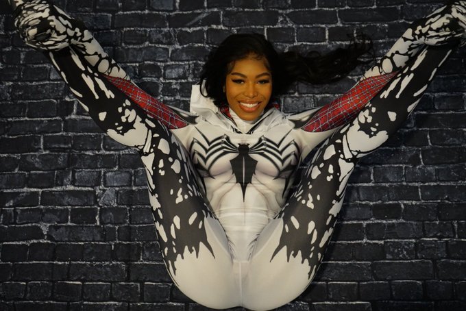 Shoot you&rsquo;re Venom here⬇️ https://t.co/s8eZWnrTf2