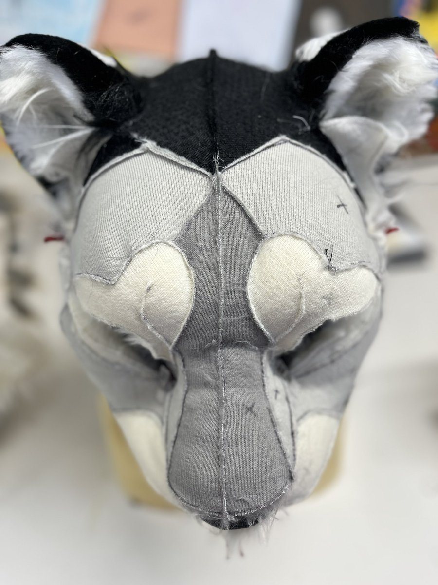 Beetlefursuits's tweet image. Preview of a cutie! 

#FursuitFriday