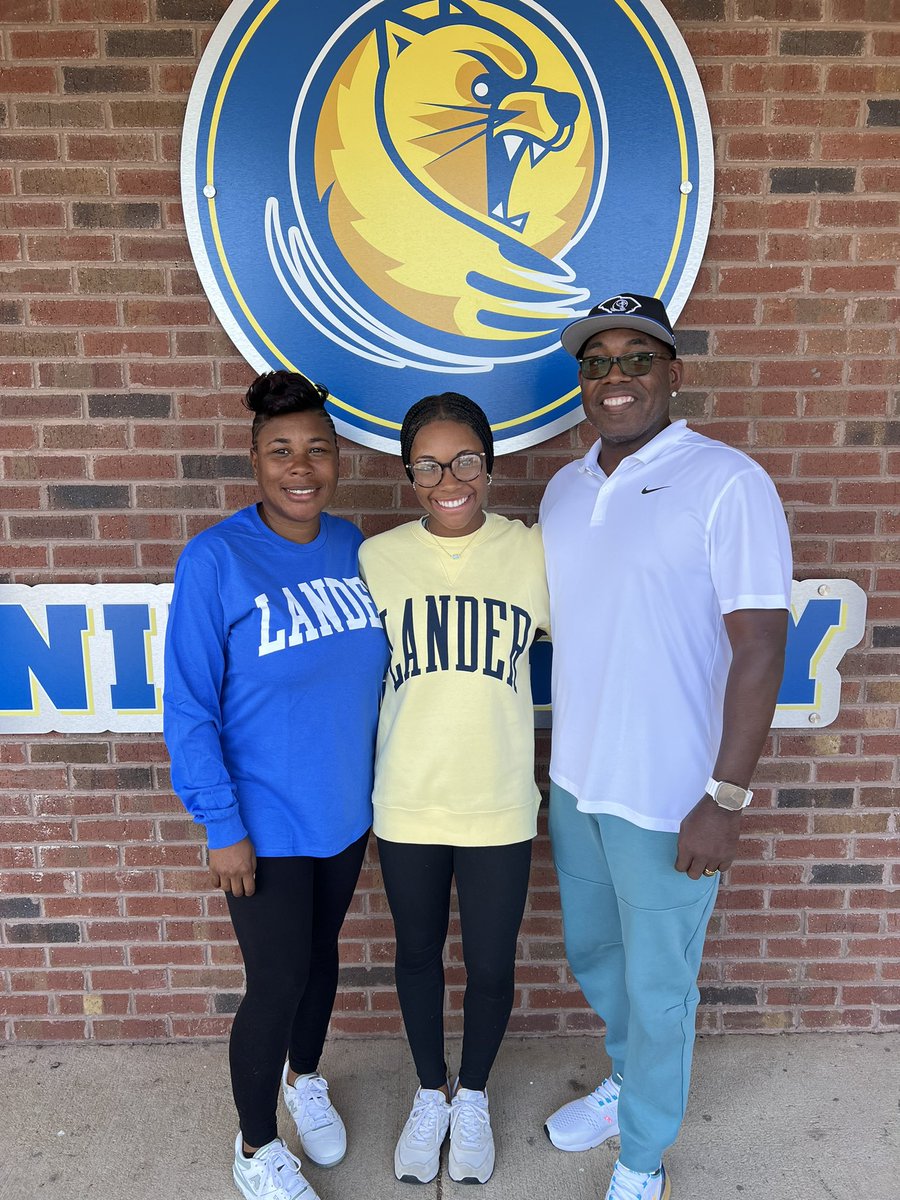 SOOO excited to announce my verbal commitment to @follow_lander. Go Bearcats💙💛!!!