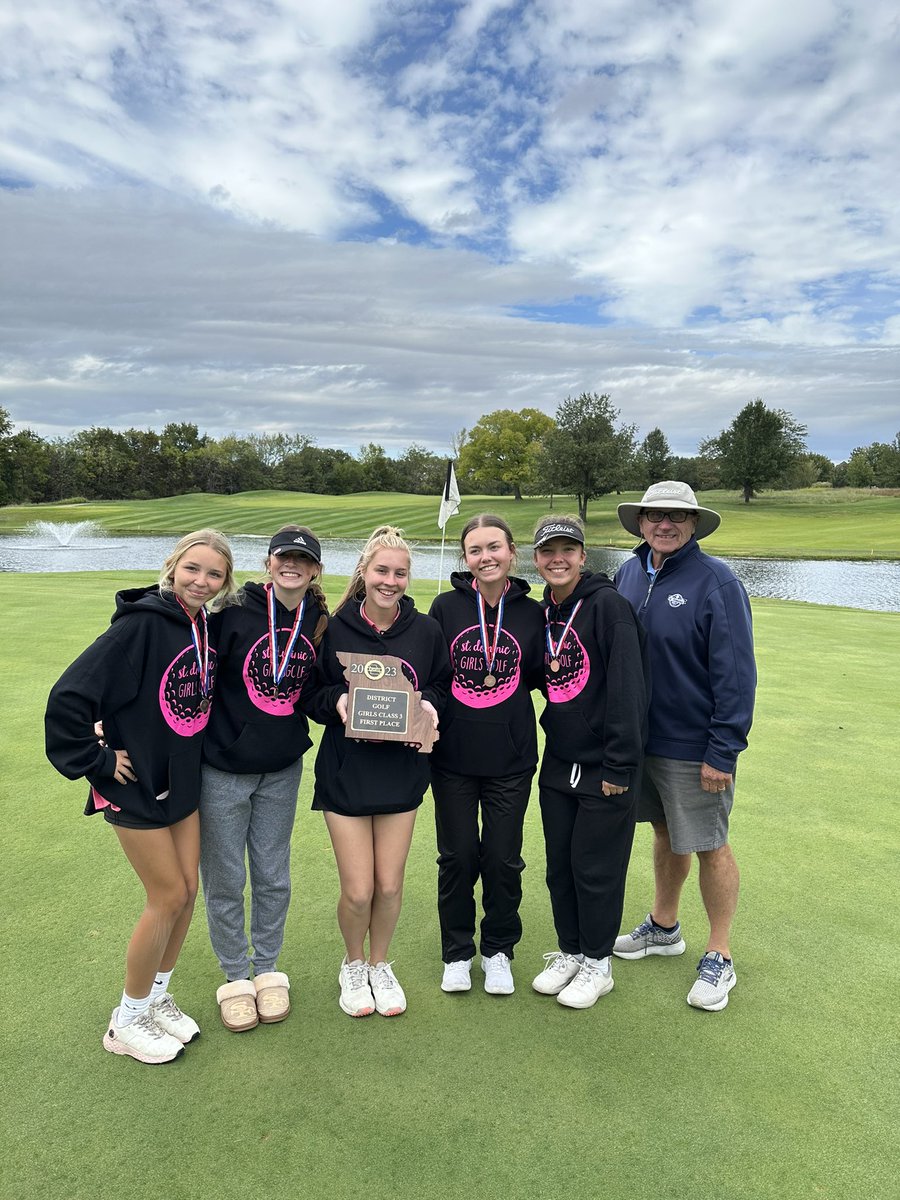 All 5 golfers qualify for state:
Bella Daniel (77) T-4
Annabelle Bush (78) T-7
Lily Seydel (78) T-7
Sophia Bezdek (87) T-14
Caitlyn Kennedy (91) T-18
#DistrictChamps