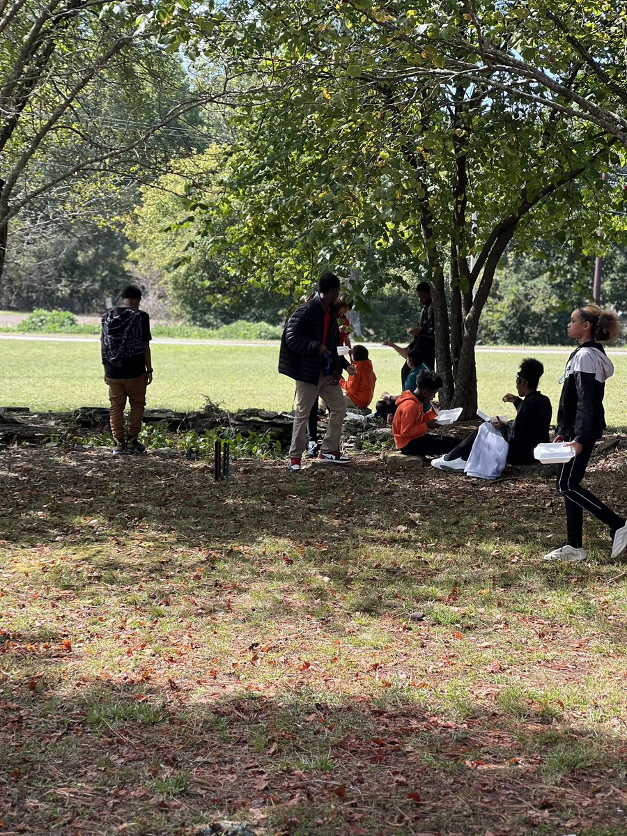 npmspanthers's tweet photo. We are enjoying our Hispanic Heritage Celebration. Lunch on the Lawn was a big success!!! https://t.co/e2BFGDClrQ