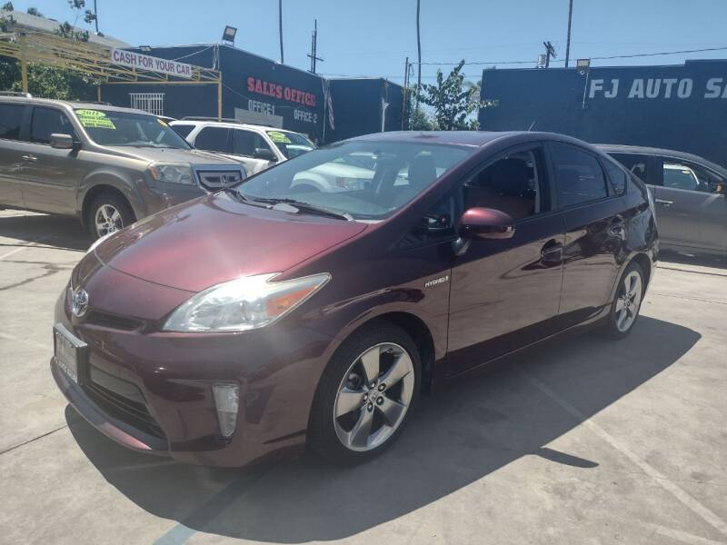 FJAutoSale's tweet image. Eco-friendly and stylish – the 2013 Toyota Prius is the perfect blend of efficiency and innovation. 🌿🚗 Elevate your daily drive with this eco-conscious marvel! Visit us today to go green in style. 💚 #ToyotaPrius #EfficiencyElevated #GoGreen #hybrid