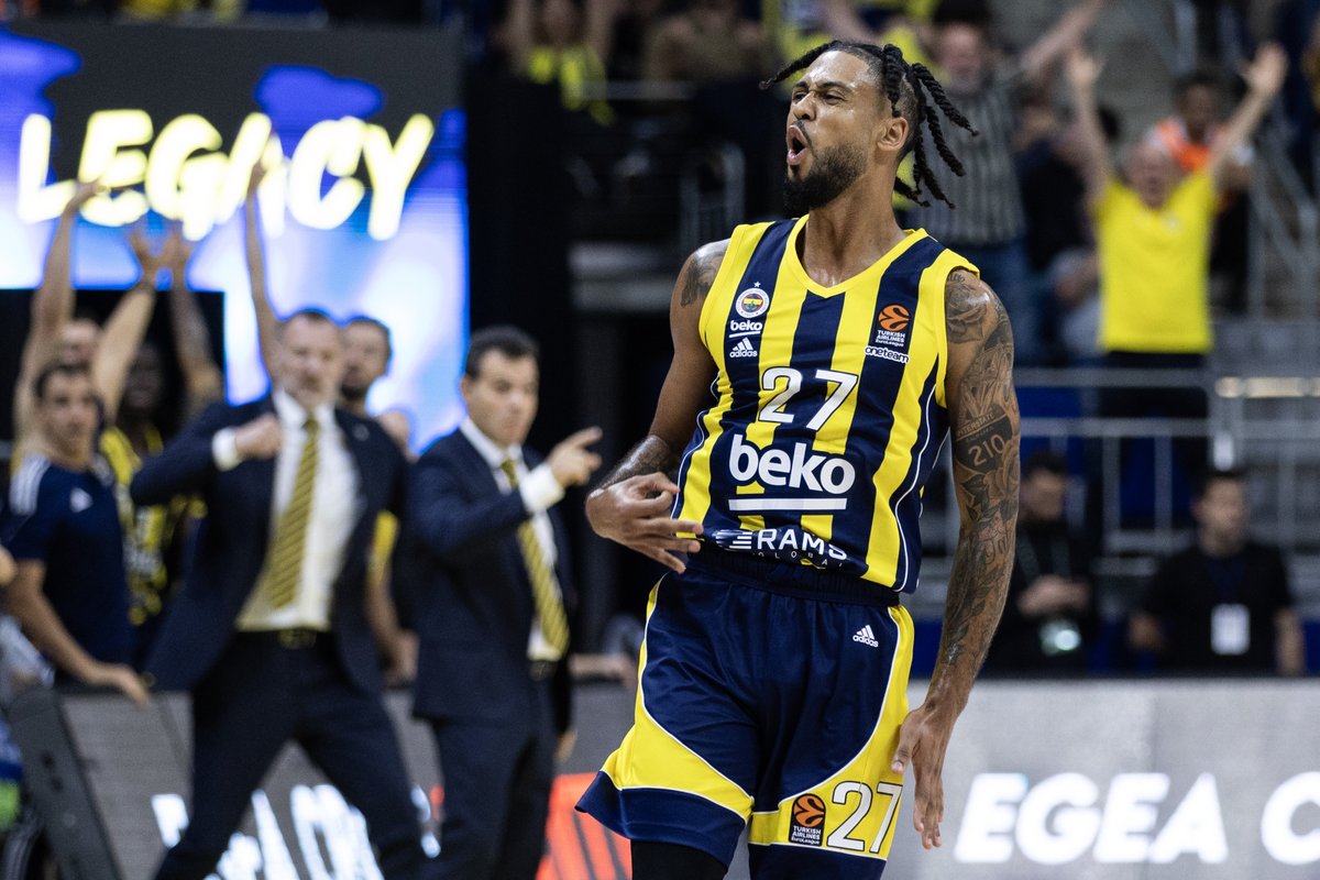 TYL3R D😤RS3Y! #YellowLegacy #EuroLeague