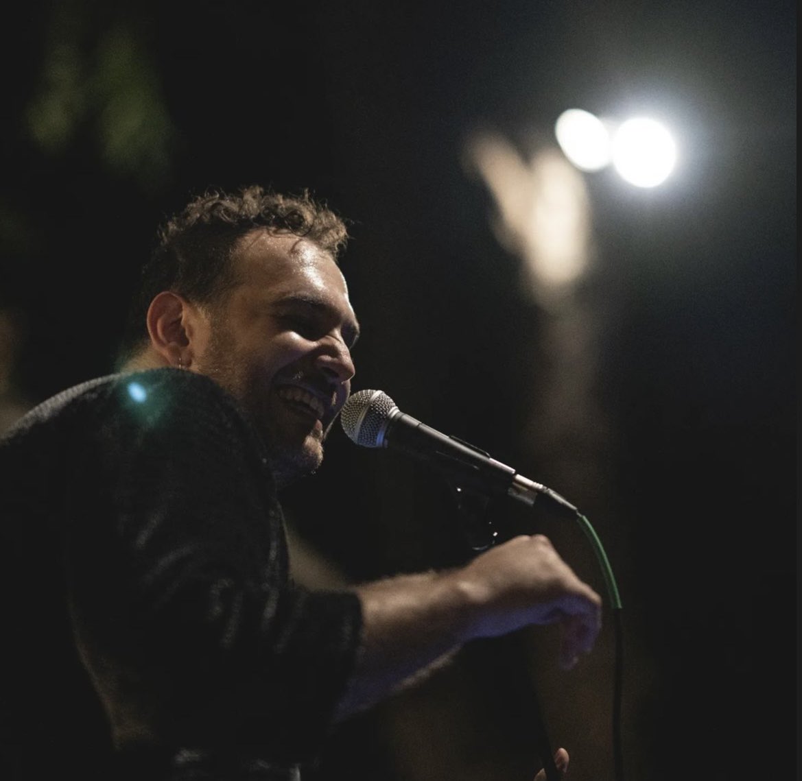 ✨TONIGHT - Elliot.wavs (Soulful Pop) - 10PM✨