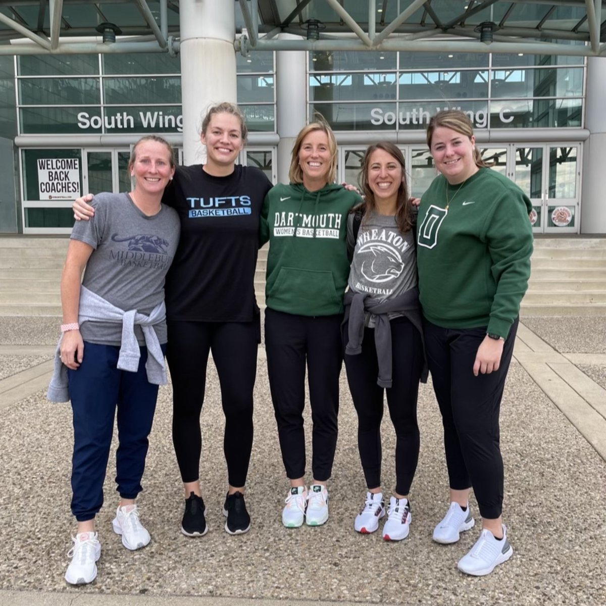 Sara Binkhorst tweet media