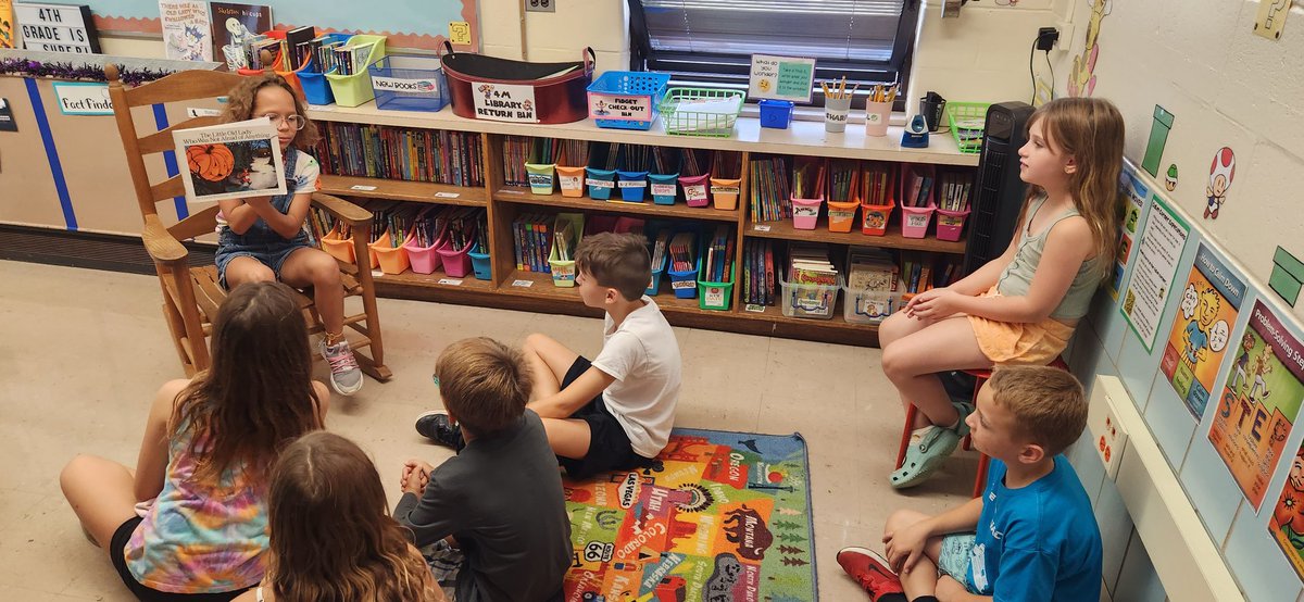 MsManzosWorld's tweet photo. One of our kids bought a read aloud with her Stallion Stars! (Do we have a future teacher in here?) She chose a spook-tacular book🎃 #dg58pride #pbis #studentleadreadaloud https://t.co/ZNMuybZ7Yq