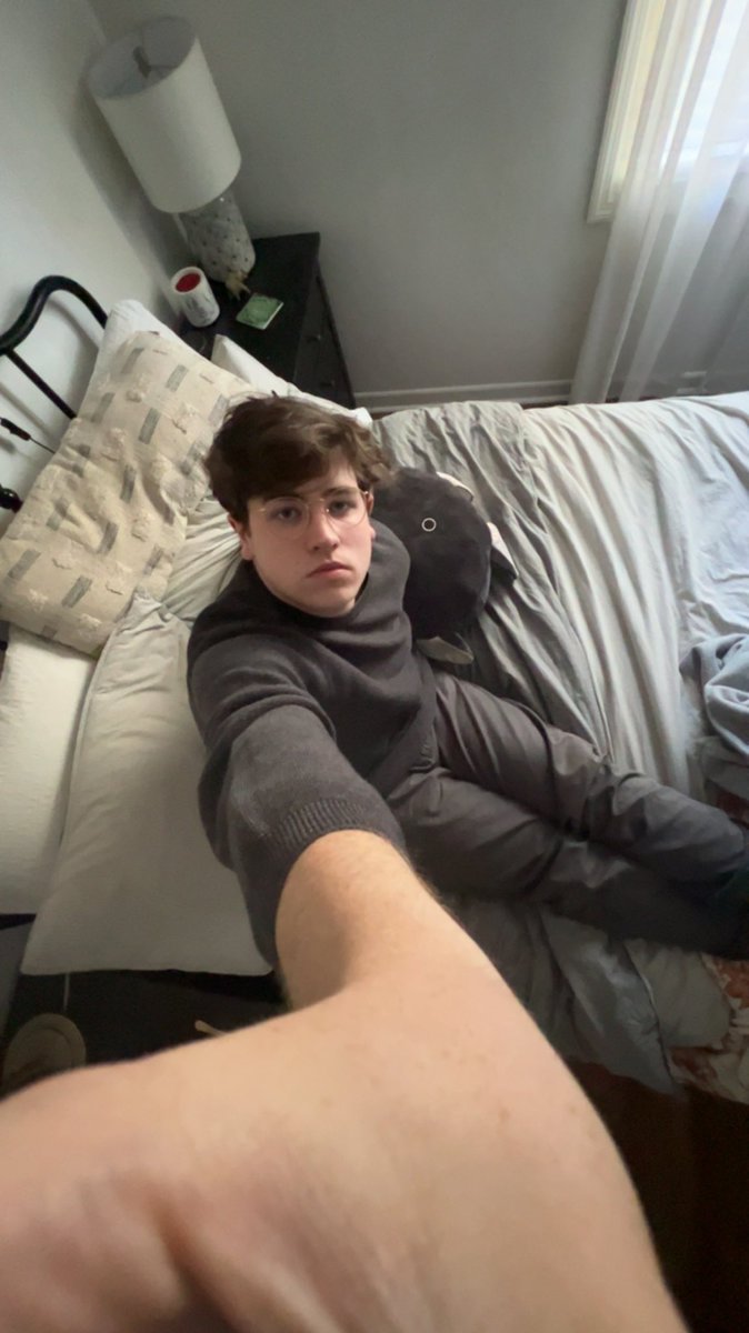 Ian___Hall tweet picture