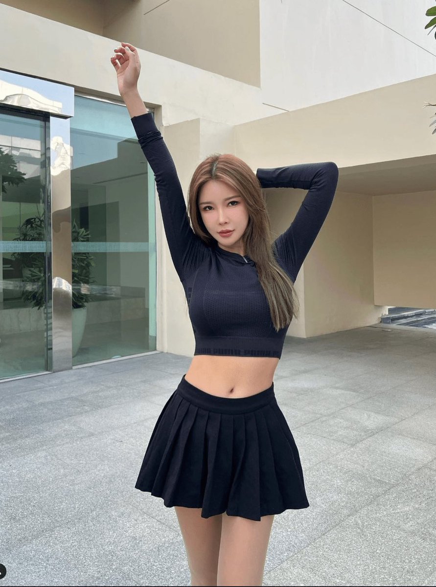 CatfishYan's tweet photo. No time wasters 🖤 finsub findom cashcow paypig humanatm 🖤 https://t.co/MF4ipHP2E7